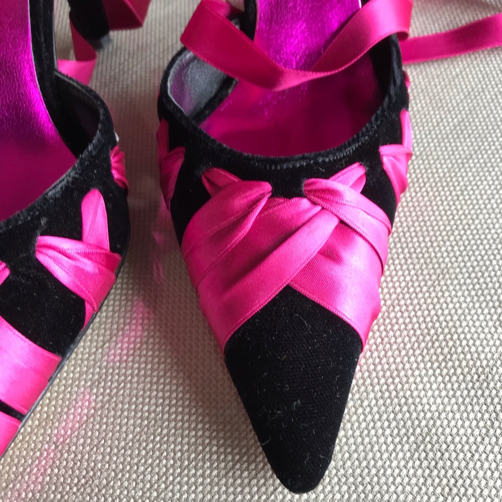 Hype “Fling” heels